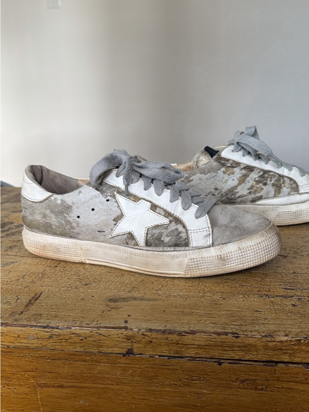 Golden Goose Sneakers